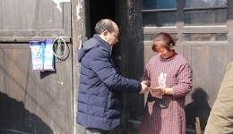 踏雪访乡寨  送技入基层