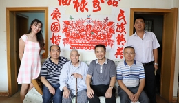 走访慰问抗日战争老兵  继承发扬光荣革命传统