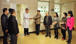 新春送关怀 祝福暖人心