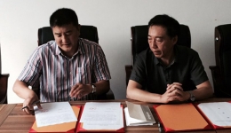 我院与安顺市社会保险事业局签订医疗服务协议
