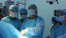 省内首例关节镜治疗肩关节习惯性脱位在省骨科医院成功完成