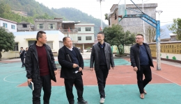 省骨科医院赴紫云县大营镇打哇坪村开展帮扶调研