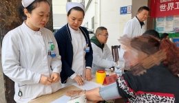 【世界卫生日】义诊团队走进社区，为胸痛患者打通绿色通道
