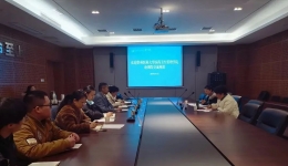 携手筑健康 启智育英才——贵州医科大学医药卫生管理学院到我院开展座谈交流
