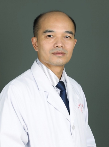 潘奇