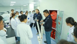 筑牢安全防线——我院保卫科开展消防安全下科室培训活动