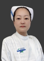 赵 萍