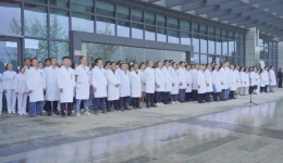 医心向党贺华诞，擎旗护健守初心——北京积水潭医院贵州医院举行升国旗仪式