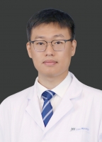 李仕成  