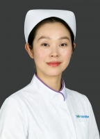 罗莹